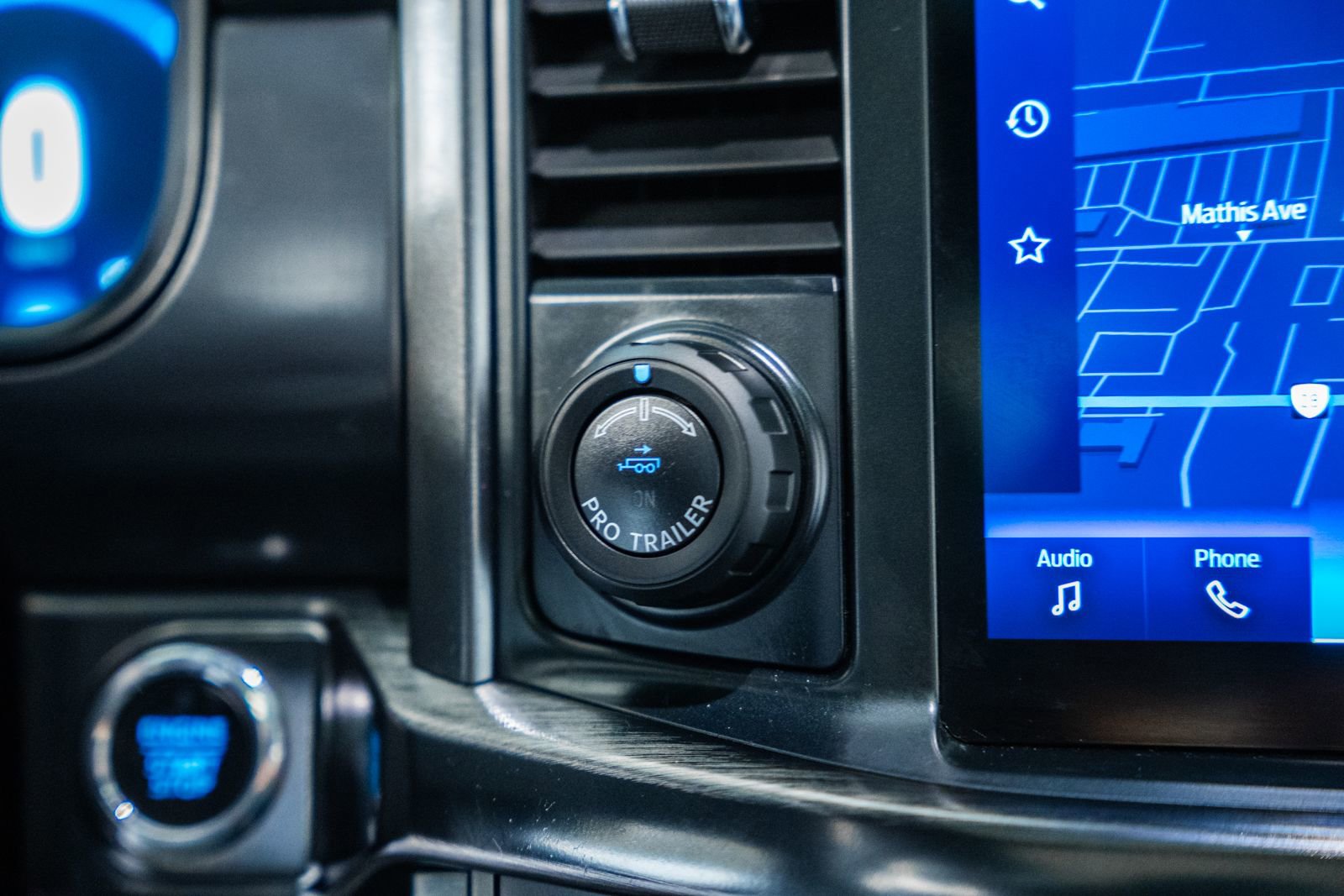 Certified 2023 Ford F150 Lariat w/ Equipment Group 502A High image 32