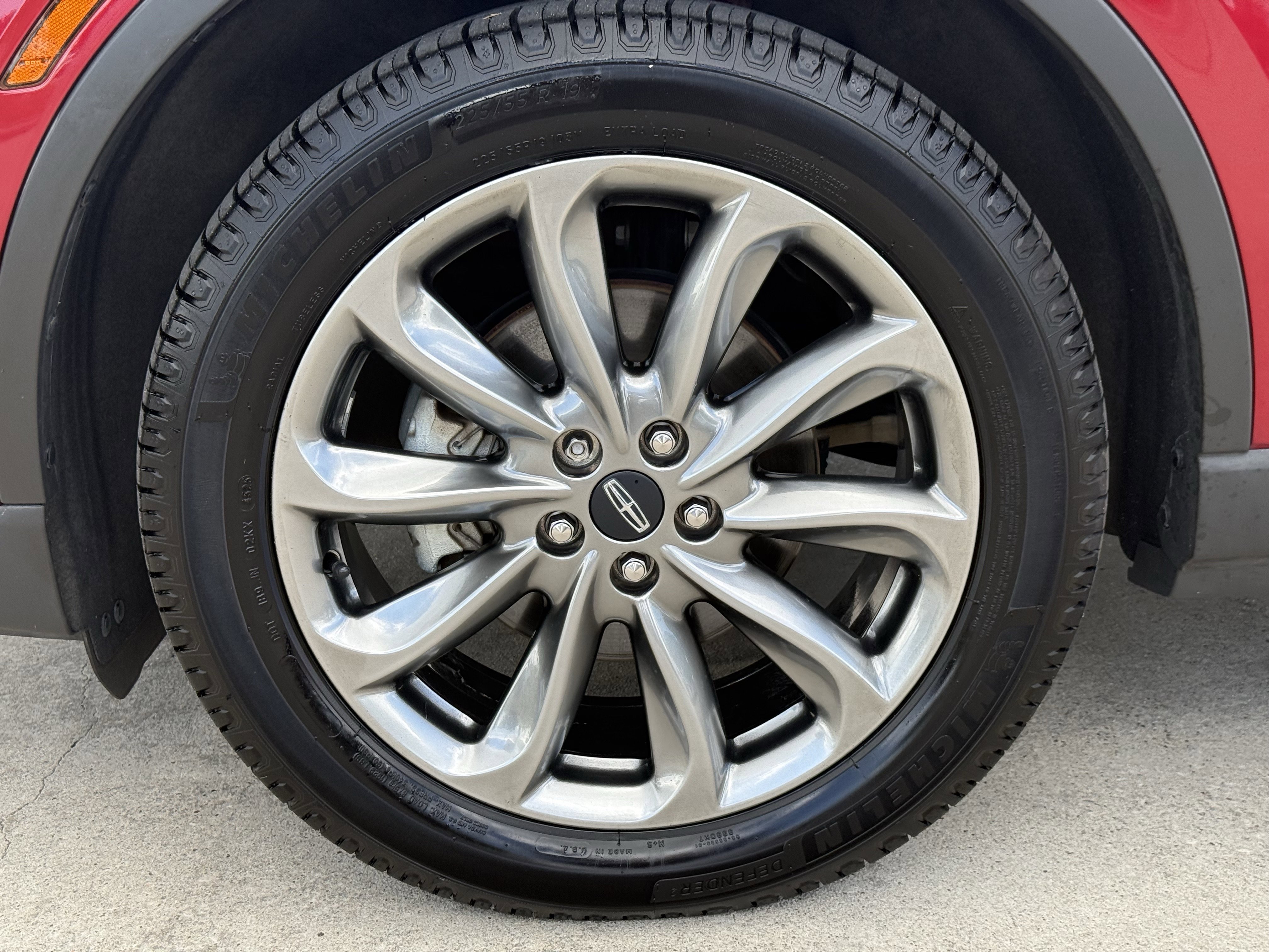 Used 2022 Lincoln Corsair FWD w/ Premium Package image 12