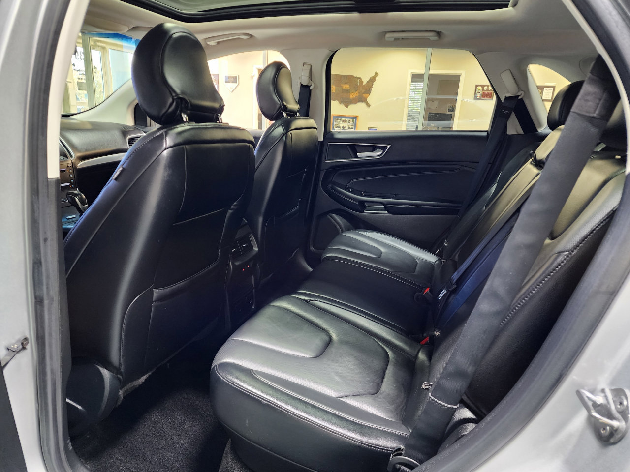 Used 2017 Ford Edge Titanium w/ Equipment Group 302A image 18