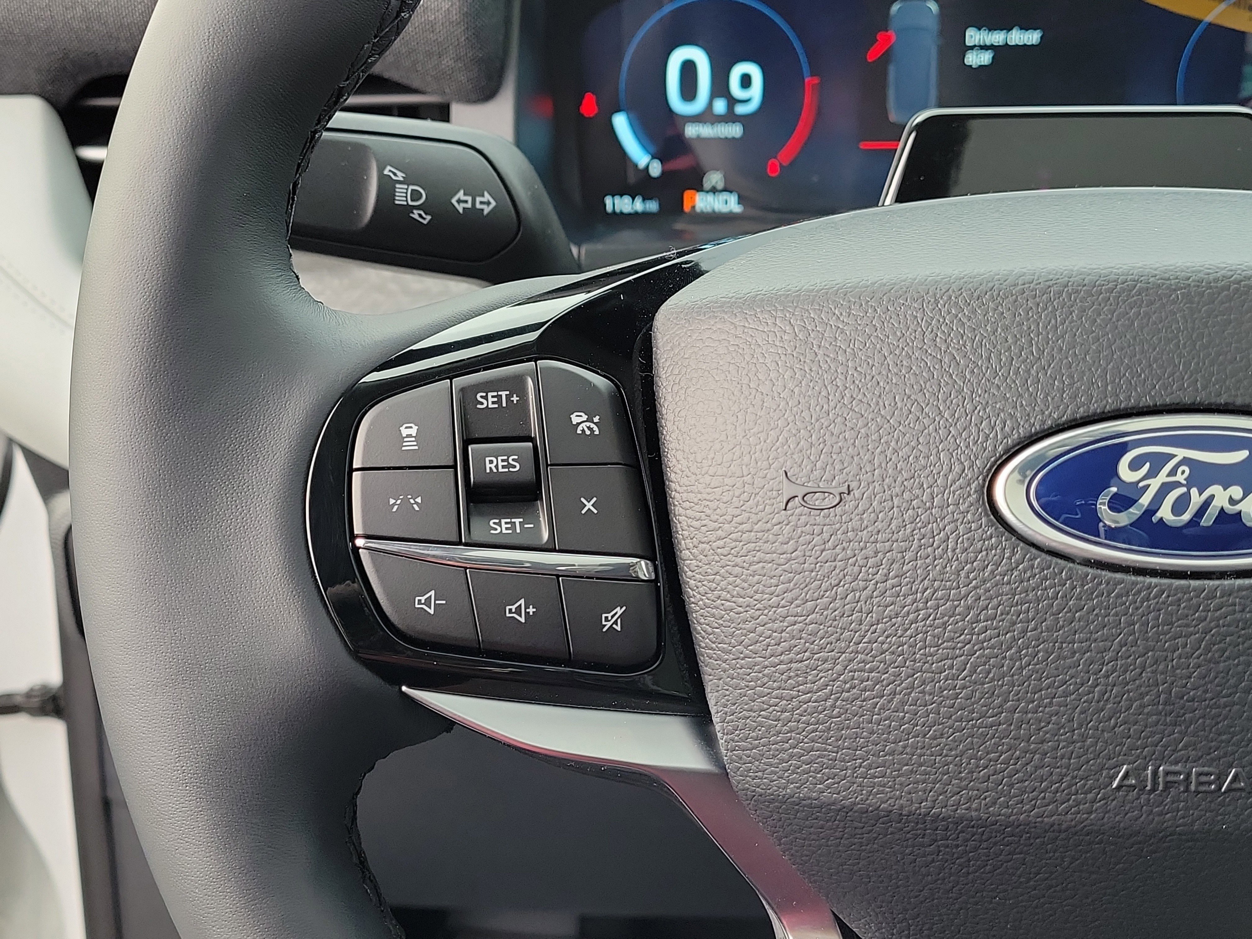 New 2026 Ford Explorer Platinum w/ LUX Leather Package image 26