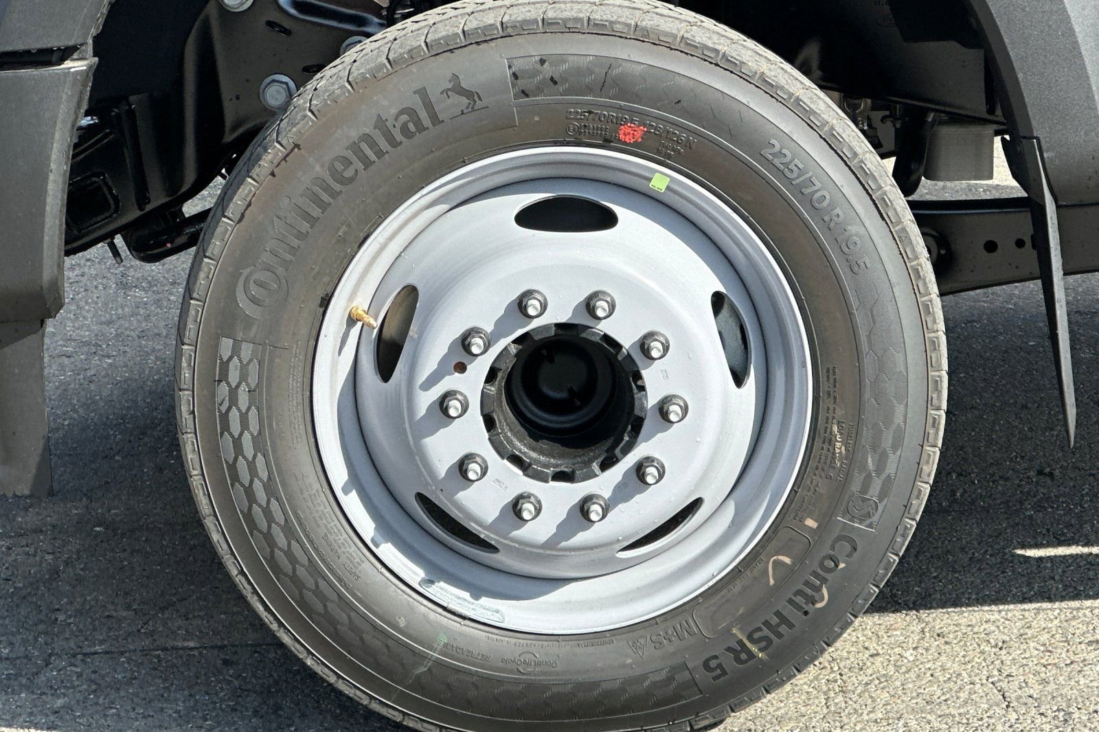 New 2026 Ford F550 2WD Regular Cab Super Duty image 21