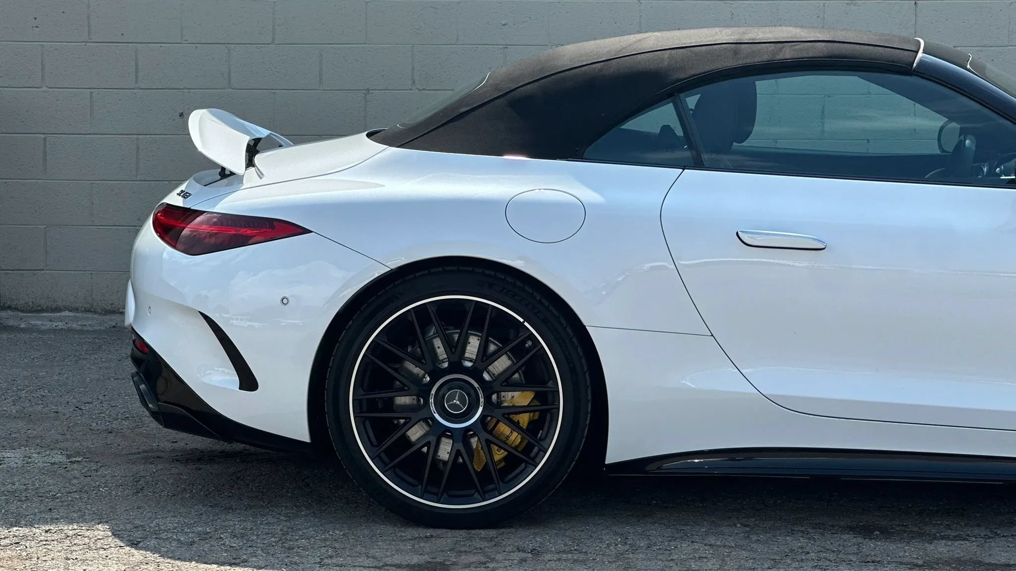 Used 2022 Mercedes-Benz SL 63 AMG 4MATIC image 17