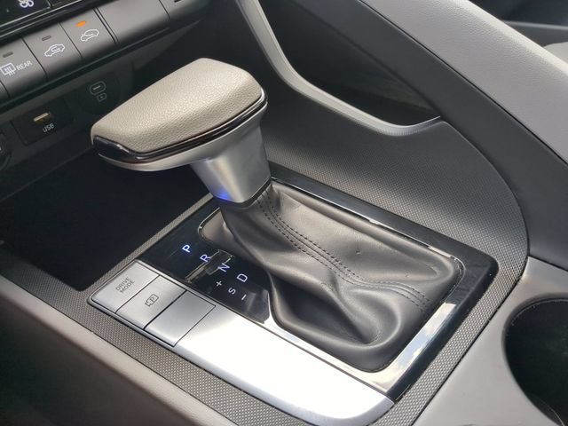 Used 2024 Hyundai Elantra SEL FWD image 24