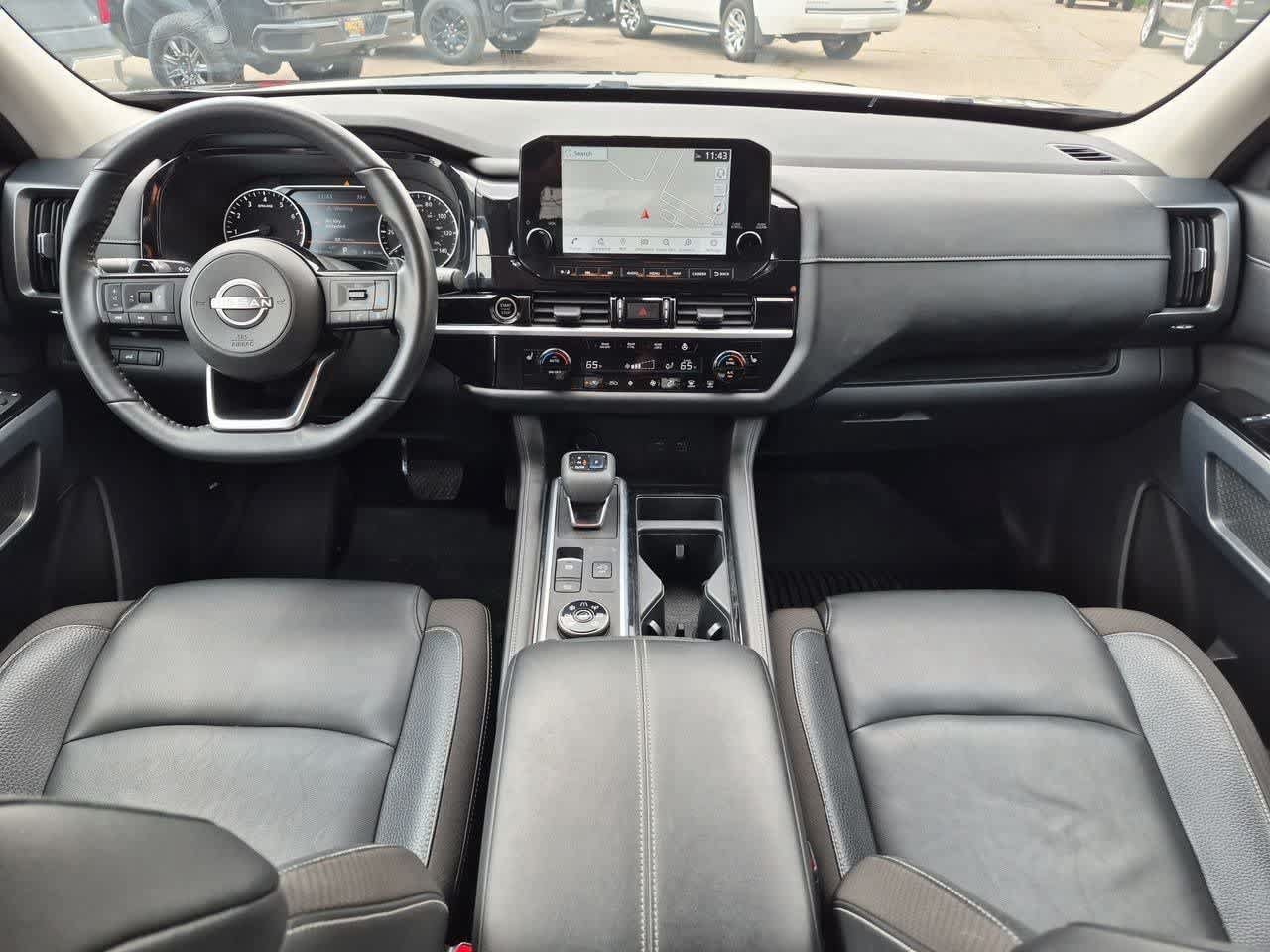 Used 2022 Nissan Pathfinder SL w/ SL Black Package AWD/4WD image 15