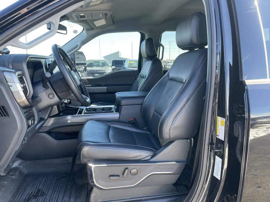 Used 2024 Ford F250 Lariat w/ Tremor Off-Road Package image 7