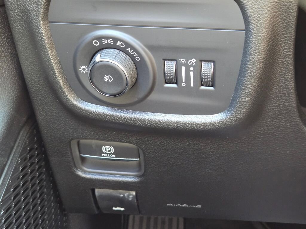 New 2025 Jeep Grand Cherokee L Limited image 21