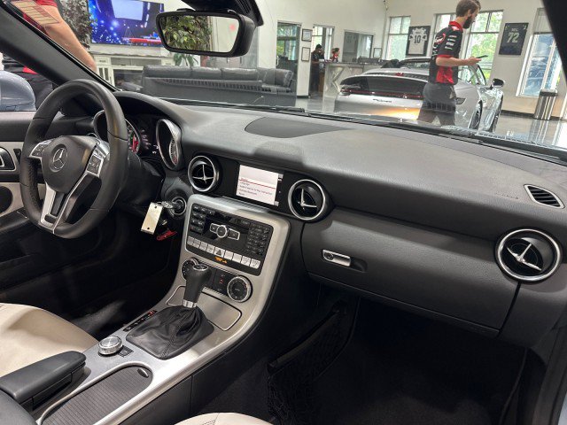 Used 2013 Mercedes-Benz SLK 250 image 48
