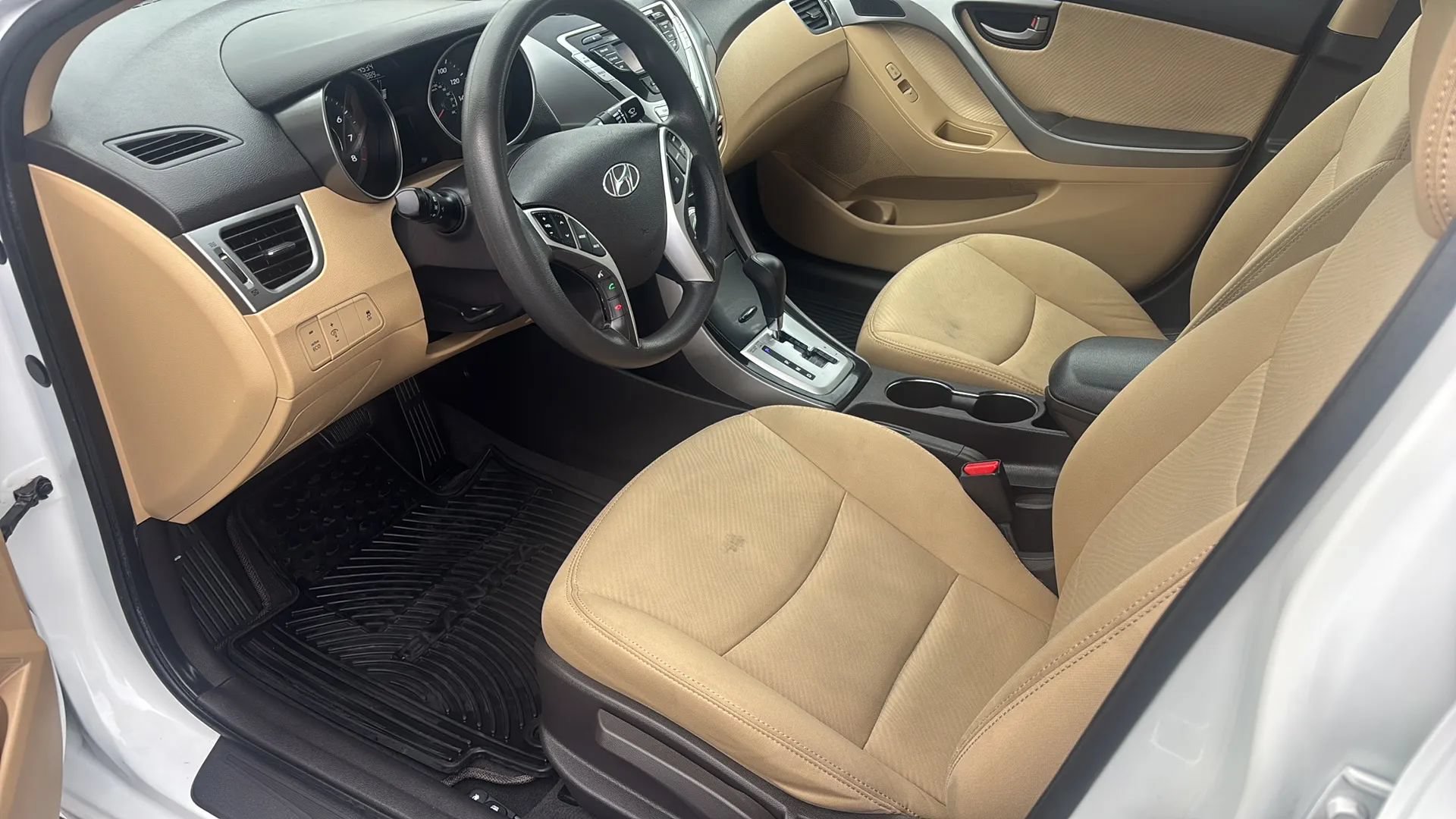 Used 2012 Hyundai Elantra GLS w/ Preferred Pkg 3 FWD image 19