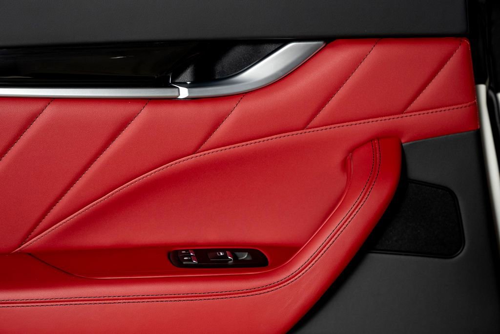 Used 2022 Maserati Levante GT image 59