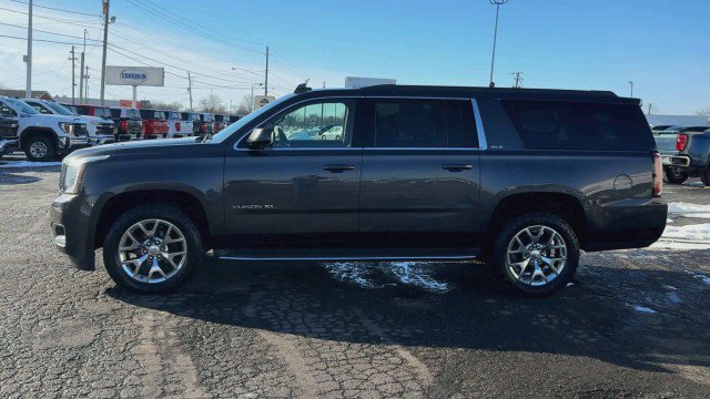 Used 2015 GMC Yukon XL SLE w/ Convenience Package image 5