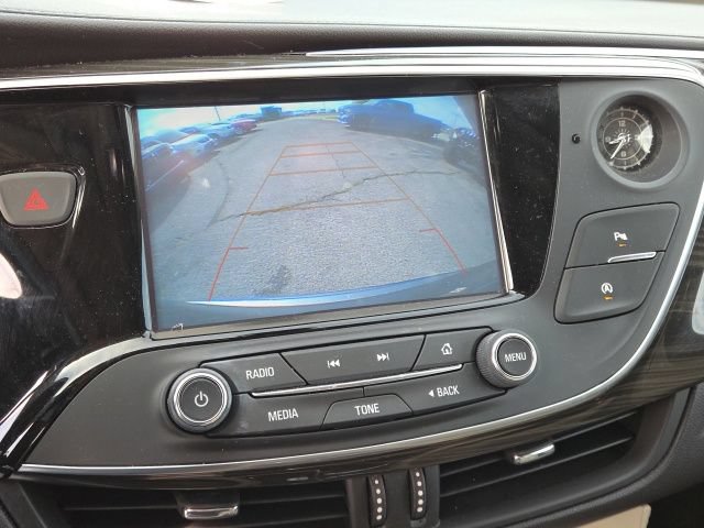 Used 2020 Buick Envision Essence w/ Experience Buick Package FWD image 18