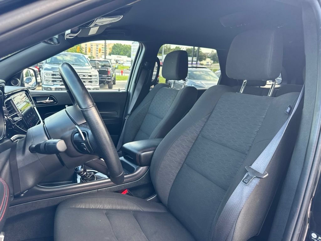 Used 2025 Dodge Durango GT AWD/4WD image 12
