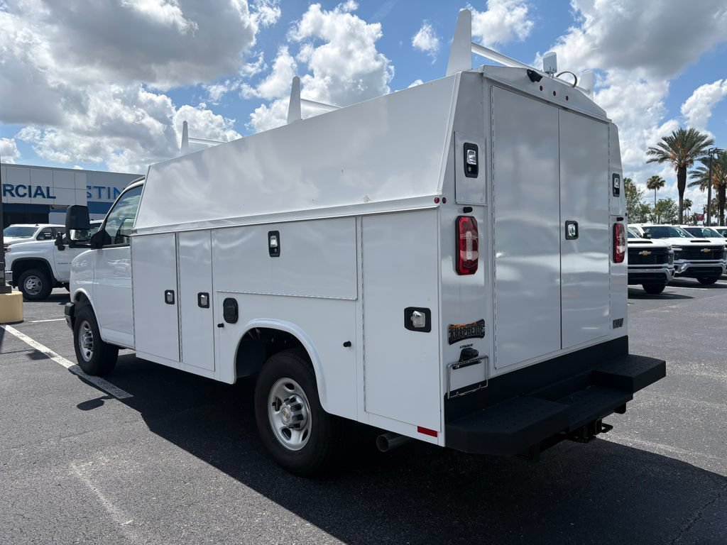 New 2025 Chevrolet Express 3500 w/ Power Convenience Package RWD image 3