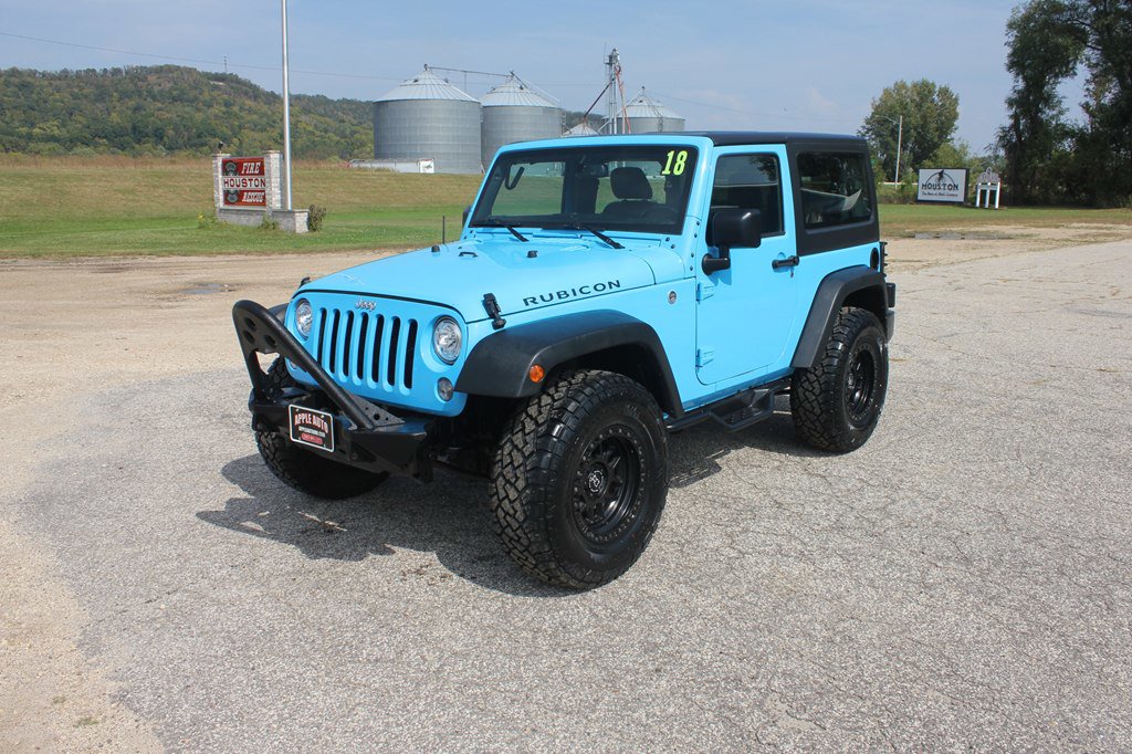 Used 2018 Jeep Wrangler Sahara w/ Connectivity Group