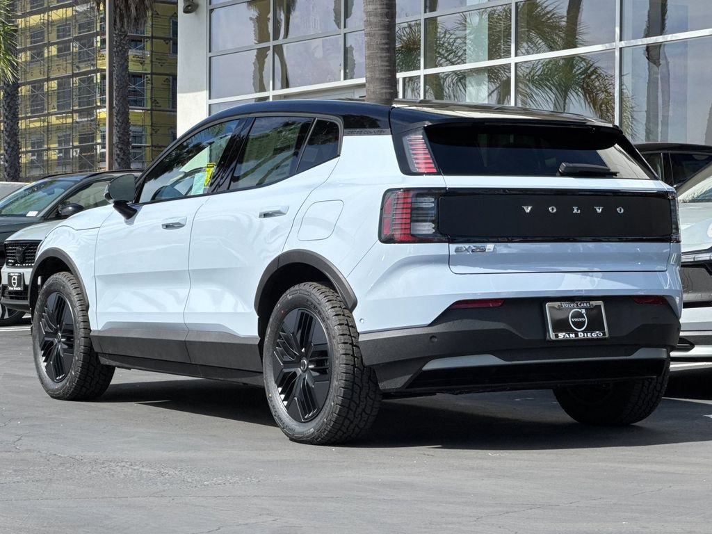 New 2026 Volvo EX30 Cross Country Ultra AWD/4WD image 3