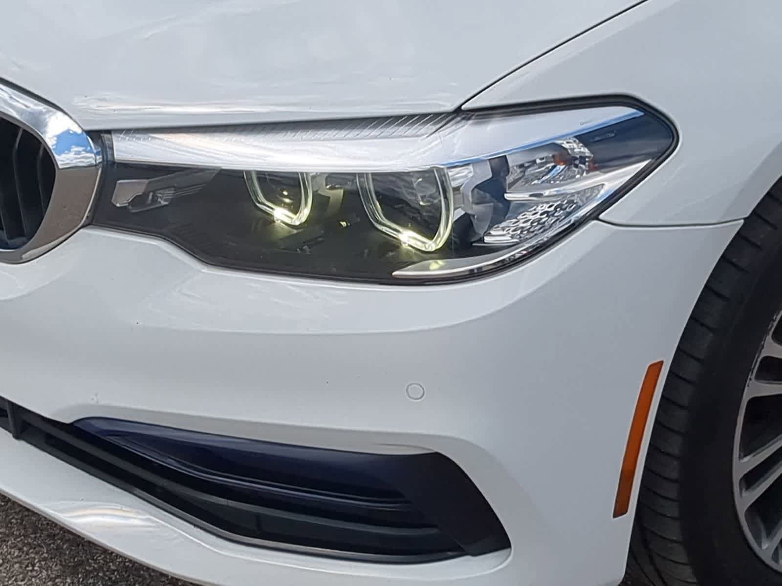 Used 2019 BMW 530i xDrive w/ Convenience Package AWD/4WD image 11