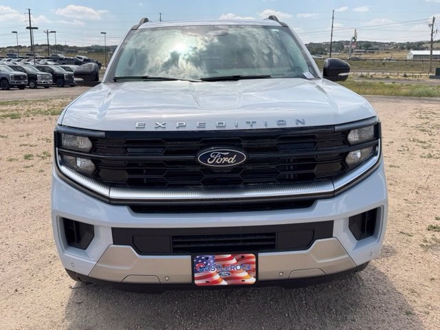 New 2026 Ford Expedition Max Platinum w/ Platinum Ultimate Package AWD/4WD image 9