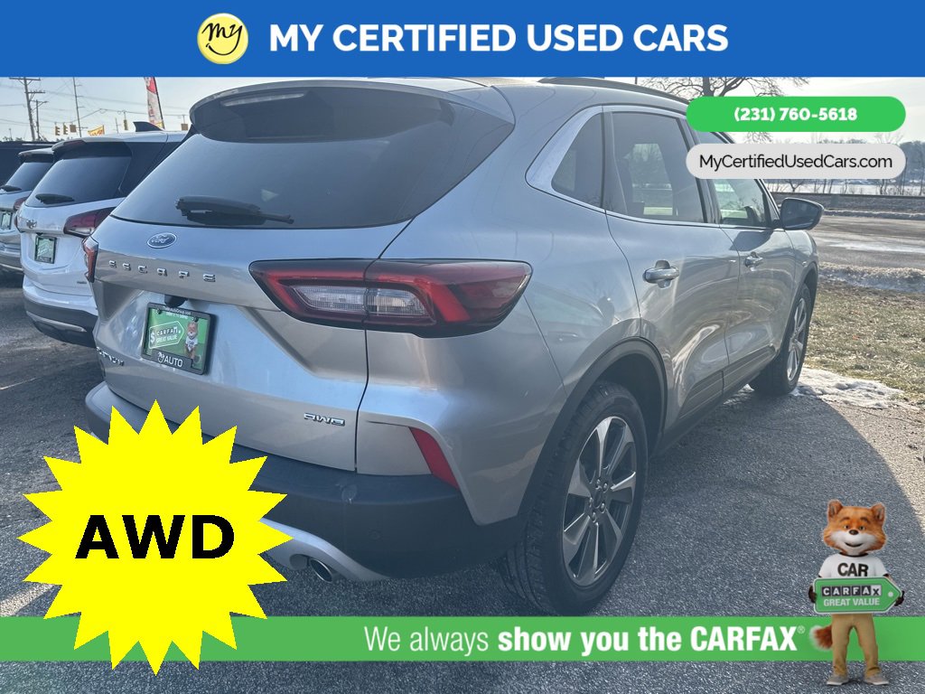 Used 2023 Ford Escape Platinum image 6