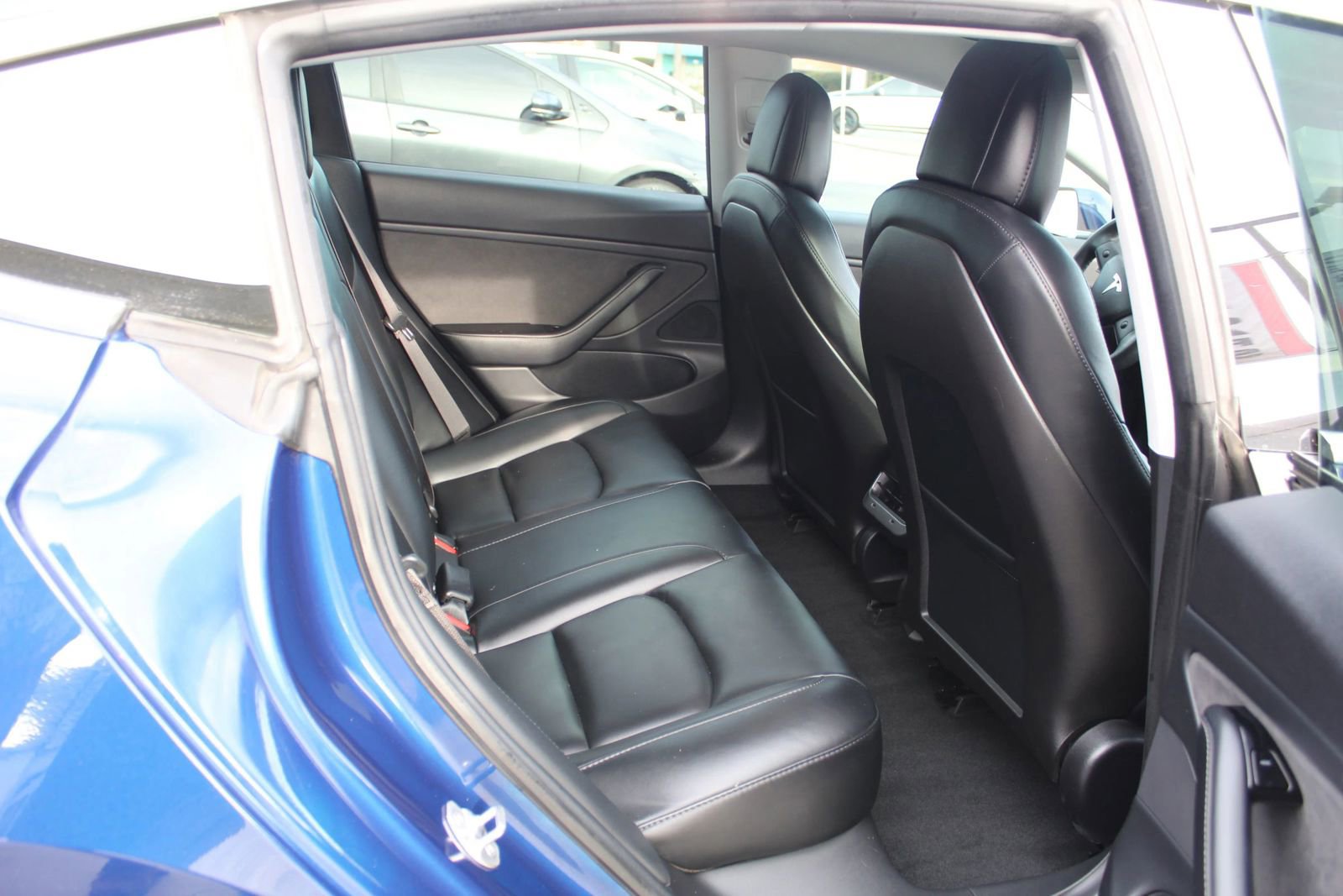 Used 2018 Tesla Model 3 Long Range image 11