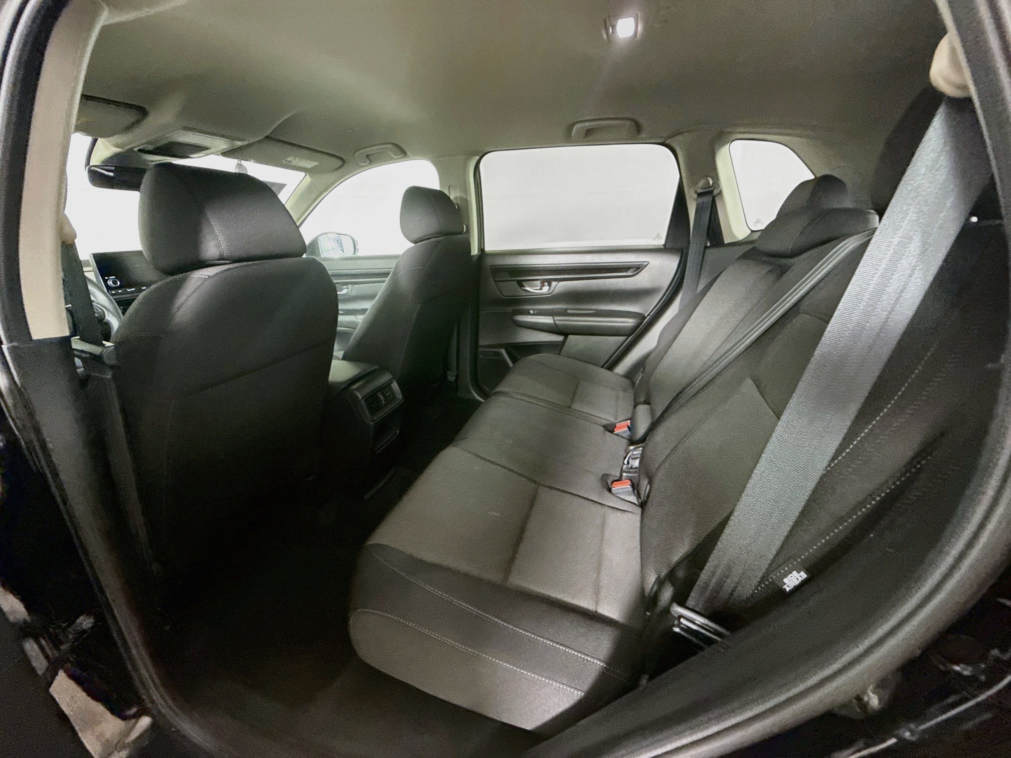 Used 2025 Honda CR-V LX image 27