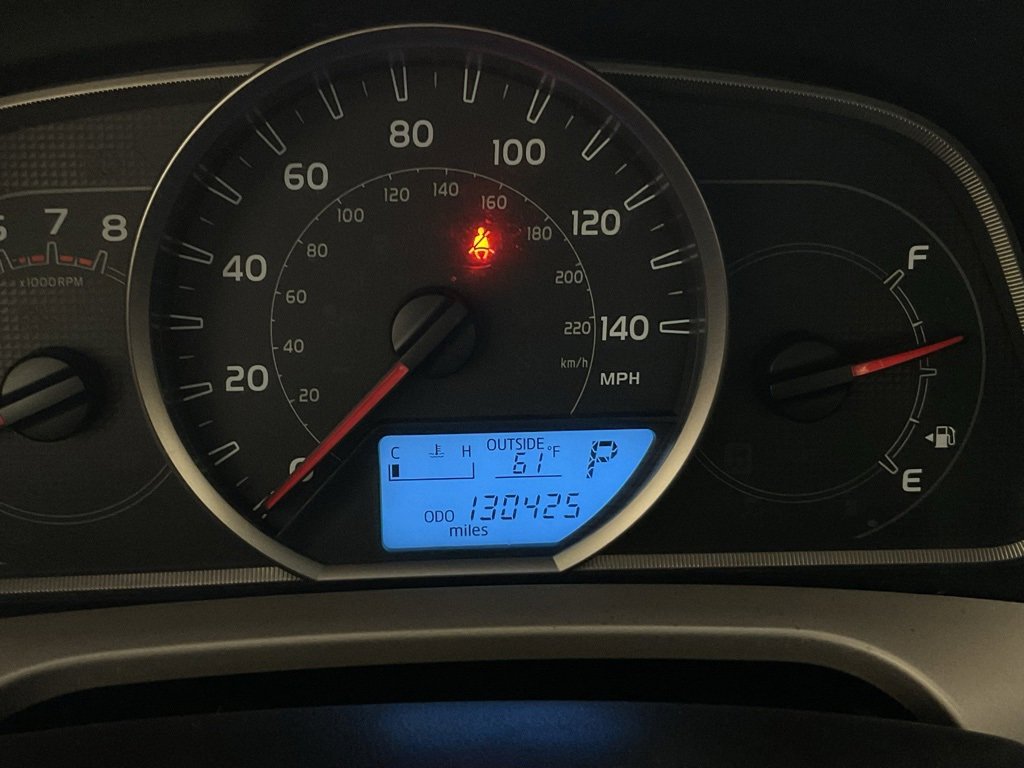 Used 2015 Toyota RAV4 XLE image 35