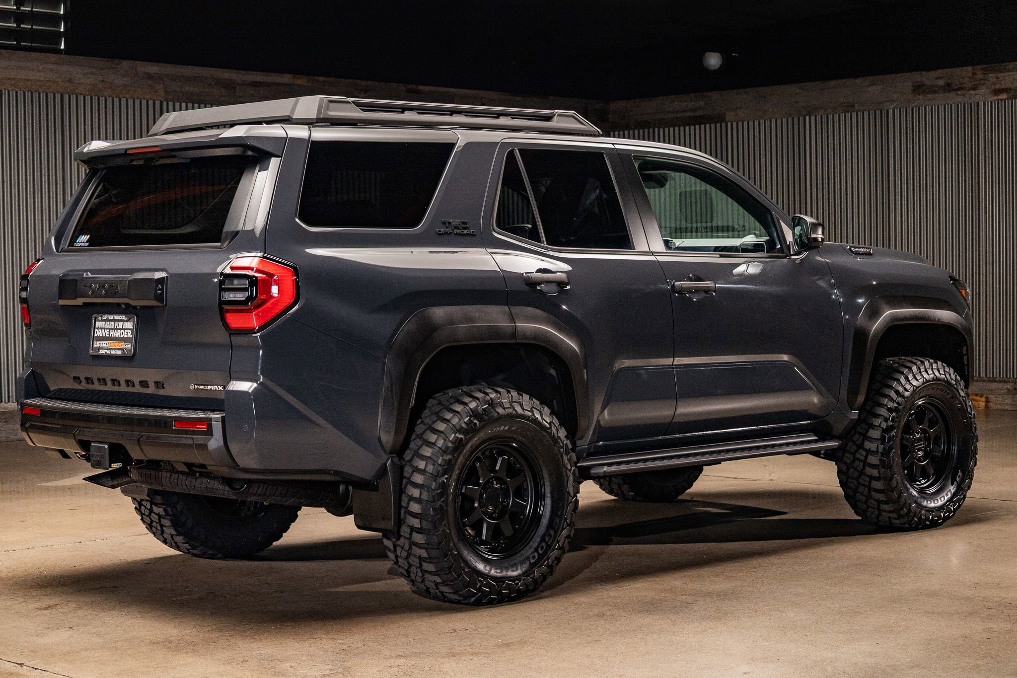 Used 2025 Toyota 4Runner TRD Off-Road image 10