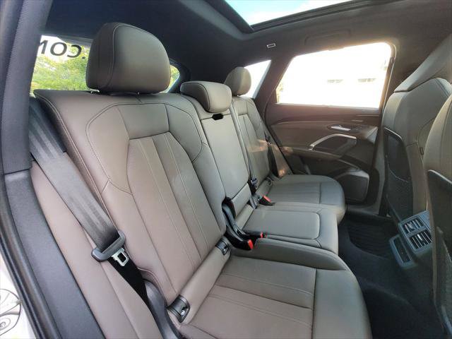 Certified 2025 Audi Q5 Premium w/ Premium Plus AWD/4WD image 23
