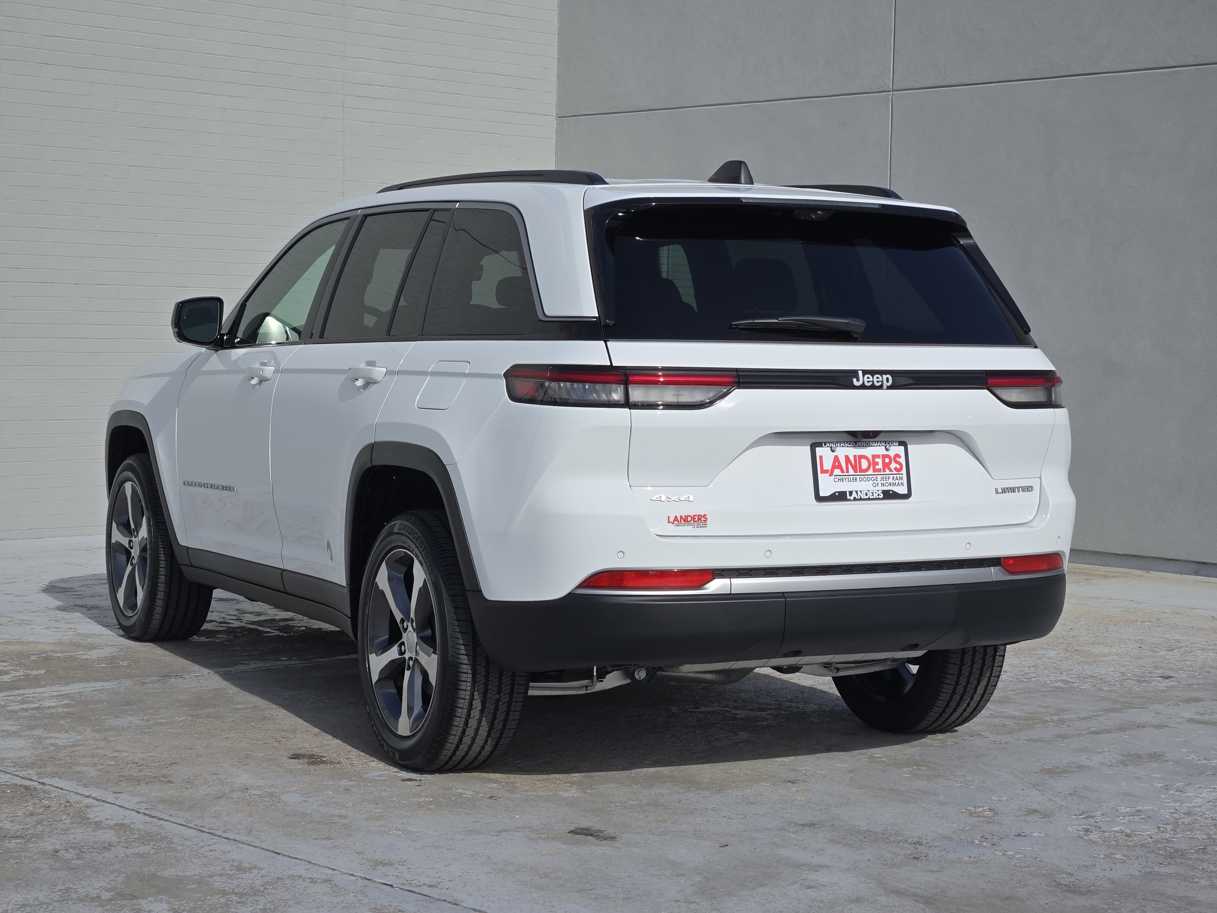 New 2026 Jeep Grand Cherokee Limited image 3