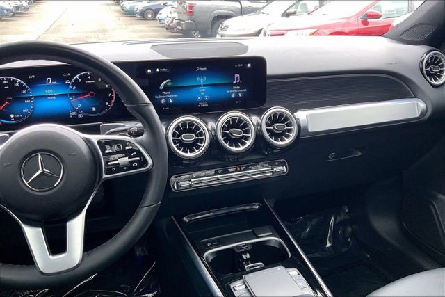 Certified 2023 Mercedes-Benz GLB 250 4MATIC image 5