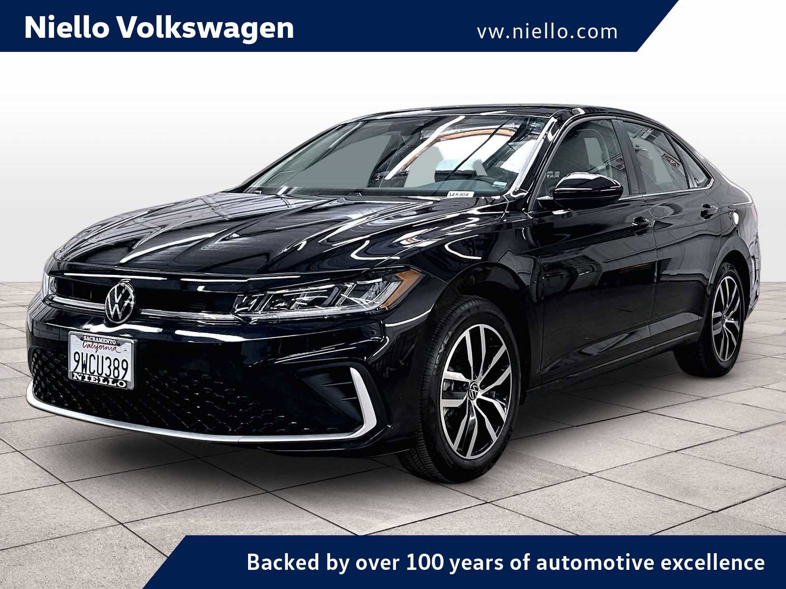 Used 2026 Volkswagen Jetta SE FWD image 1