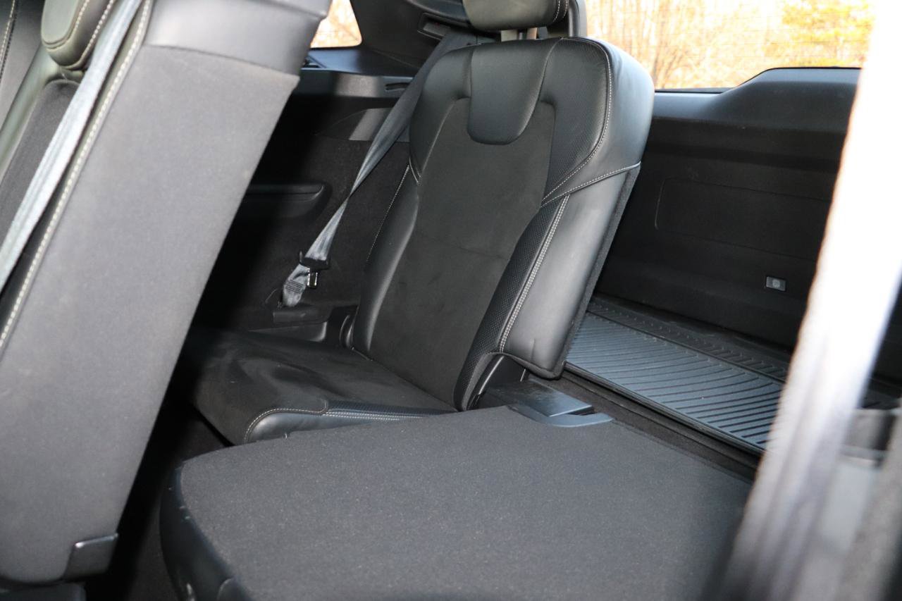 Used 2019 Volvo XC90 T6 R-Design w/ Advanced Package image 37