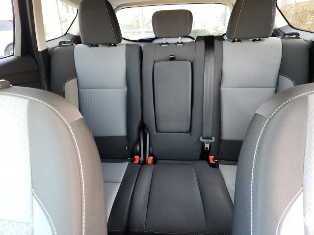 Used 2018 Ford Escape SE image 16