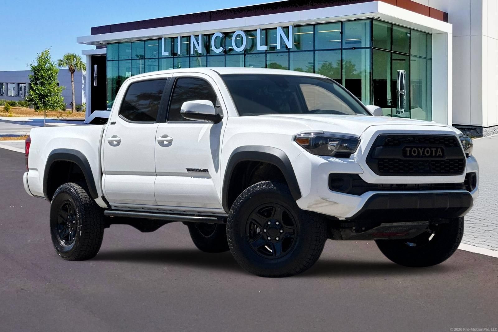 Used 2023 Toyota Tacoma 4x4 Double Cab w/ Trail Edition image 2
