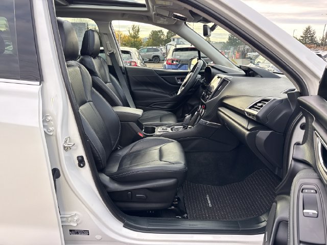 Used 2022 Subaru Forester Touring AWD/4WD image 9