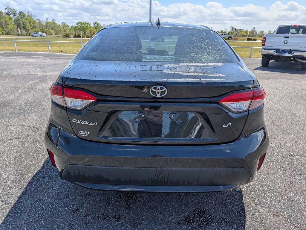 Used 2021 Toyota Corolla LE image 6