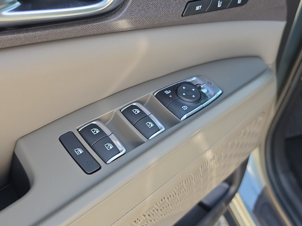 New 2027 Kia Carnival EX FWD image 21
