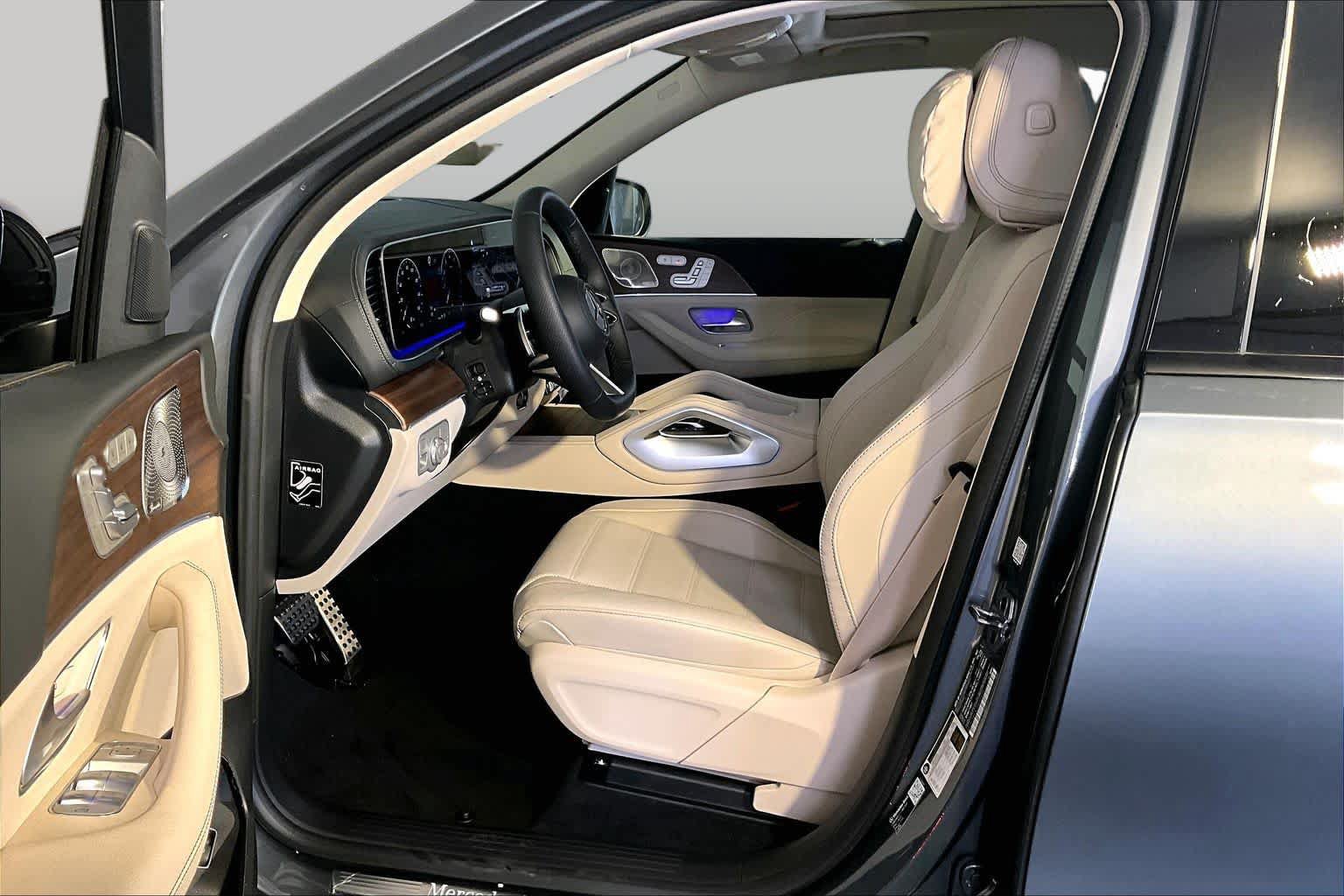 New 2026 Mercedes-Benz GLS 450 4MATIC image 13