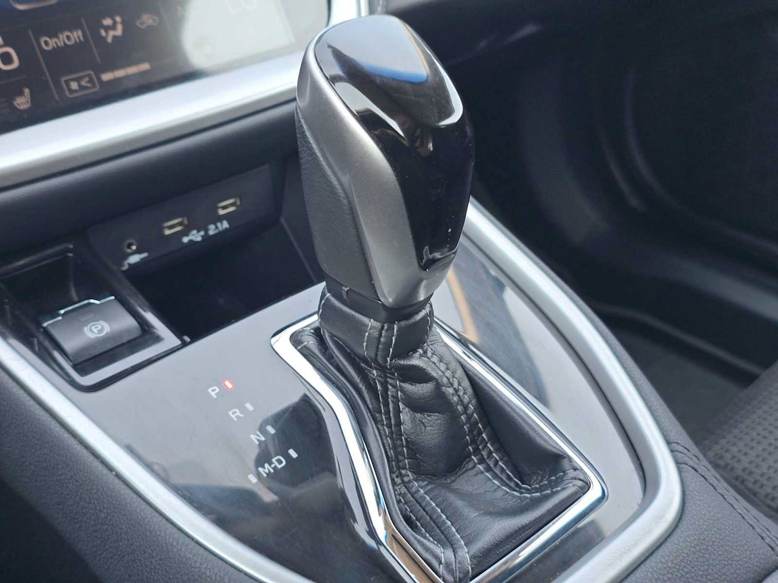 Used 2021 Subaru Outback Premium AWD/4WD image 27