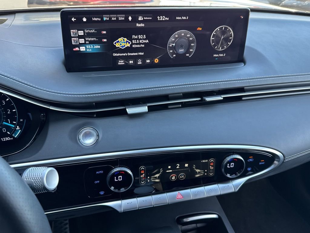 Used 2025 Genesis GV70 3.5T Sport w/ Sport Prestige Package image 11