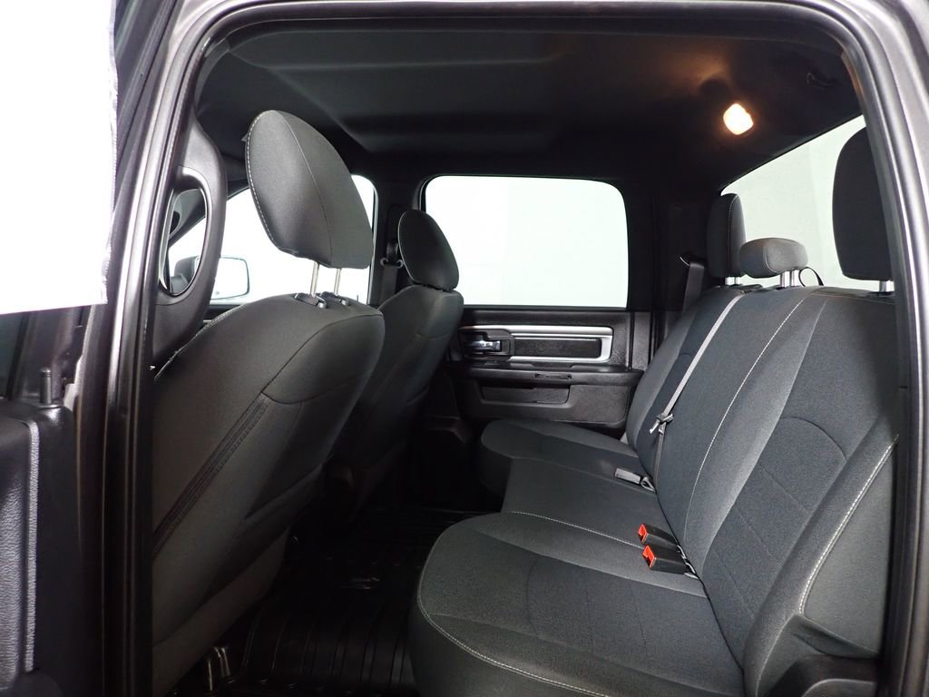 Used 2022 RAM 1500 Classic Warlock AWD/4WD image 38