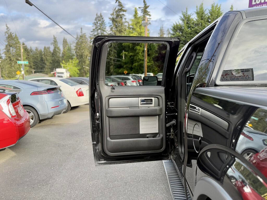 Used 2014 Ford F150 FX4 w/ Equipment Group 402A Luxury image 24