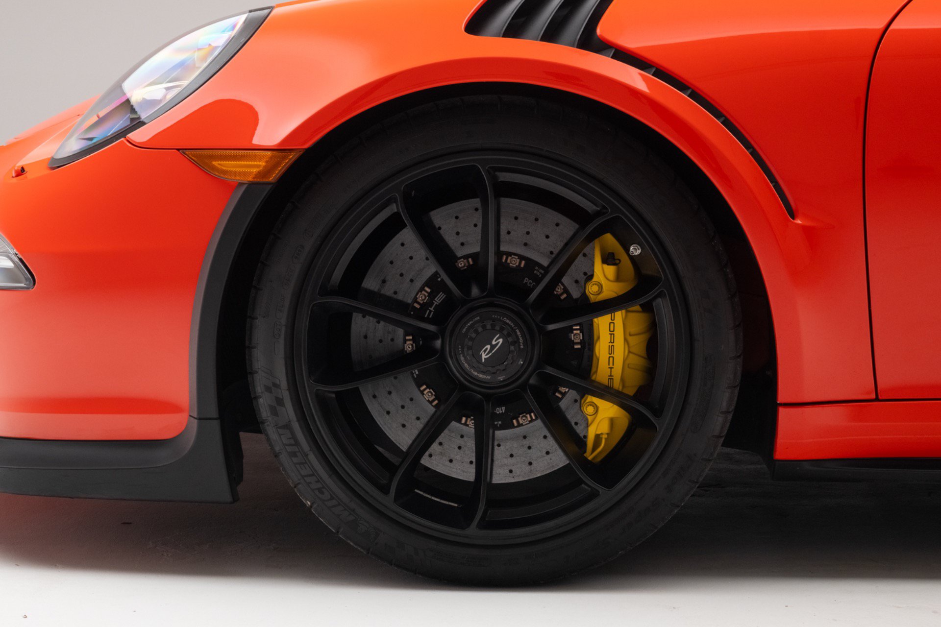 Used 2016 Porsche 911 GT3 RS RWD image 9