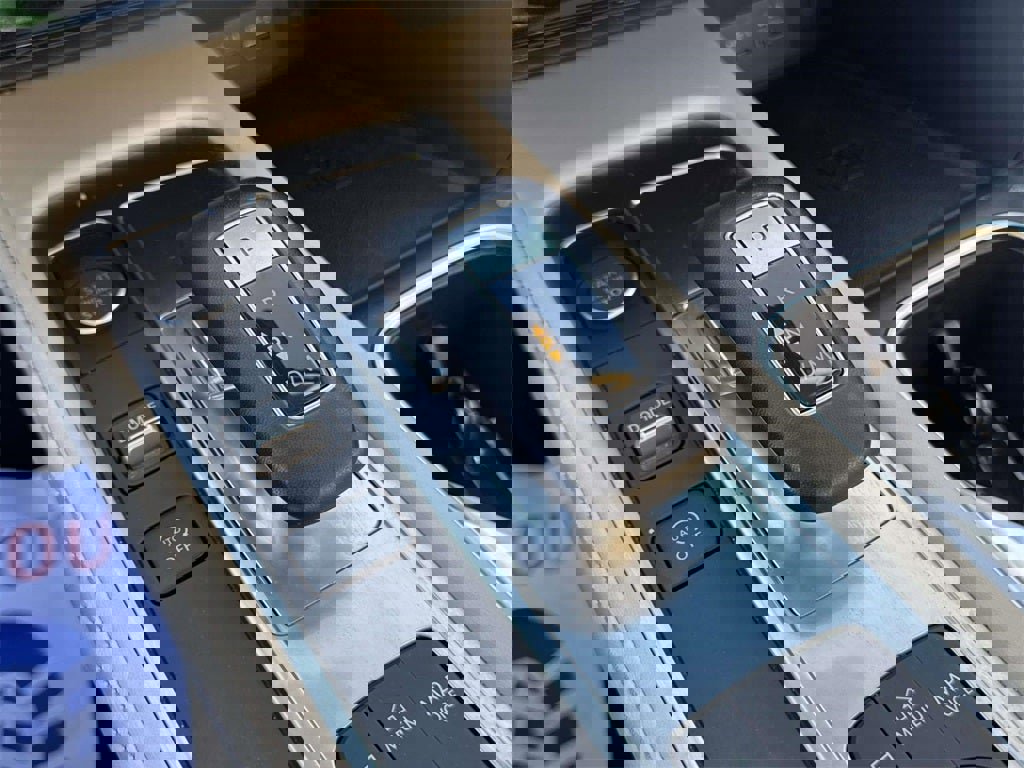 Used 2024 INFINITI QX60 Luxe image 30