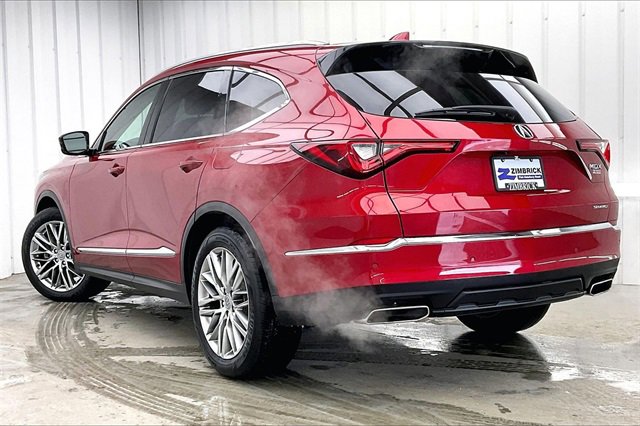Used 2023 Acura MDX SH-AWD w/ Advance Package image 11