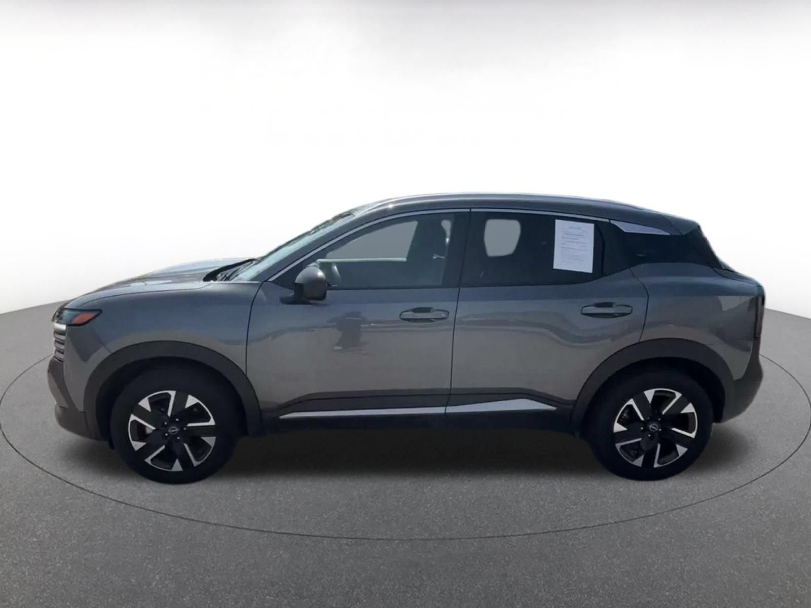 Used 2026 Nissan Kicks SV w/ Cold Weather Package AWD/4WD image 7
