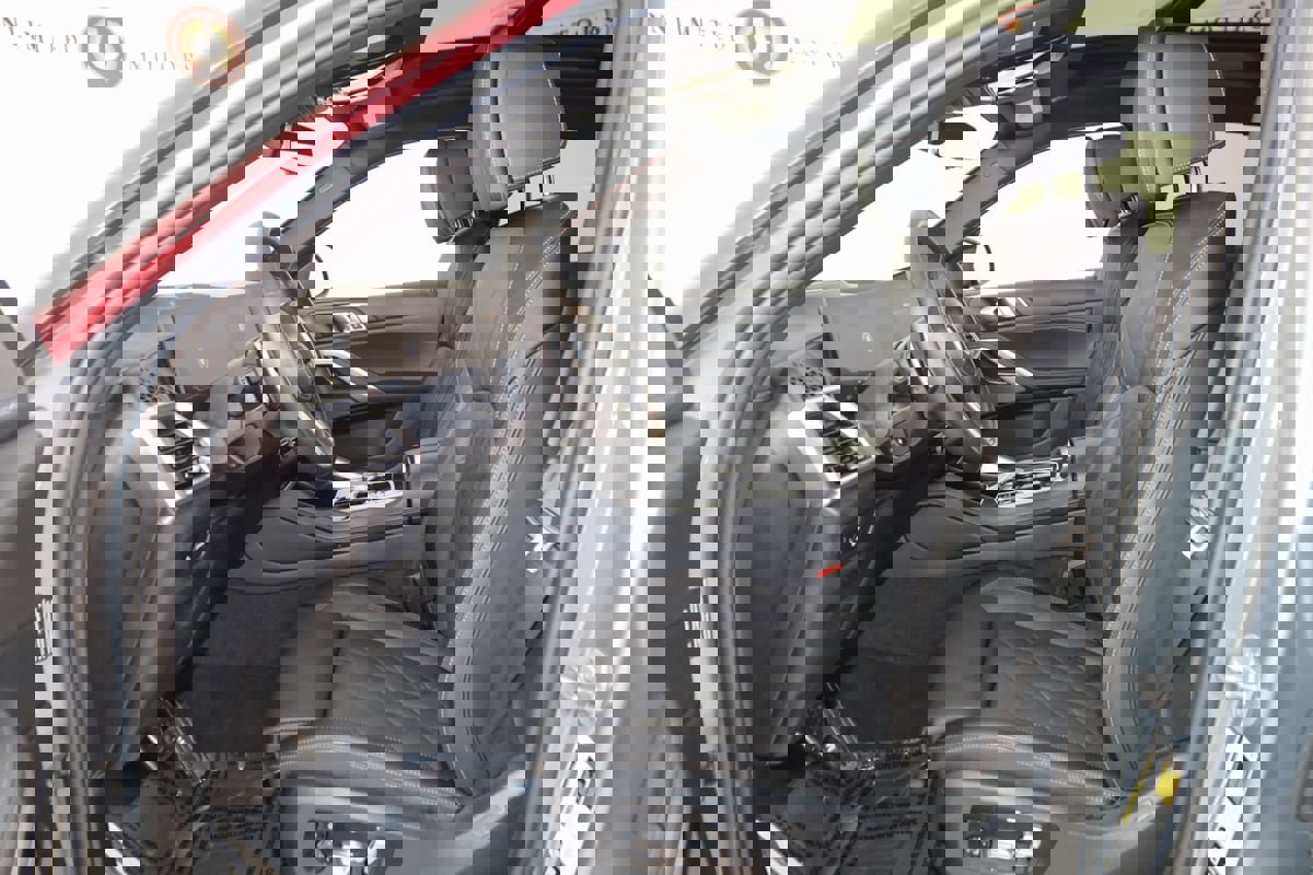 Used 2024 BMW X6 xDrive40i w/ Premium Package image 8