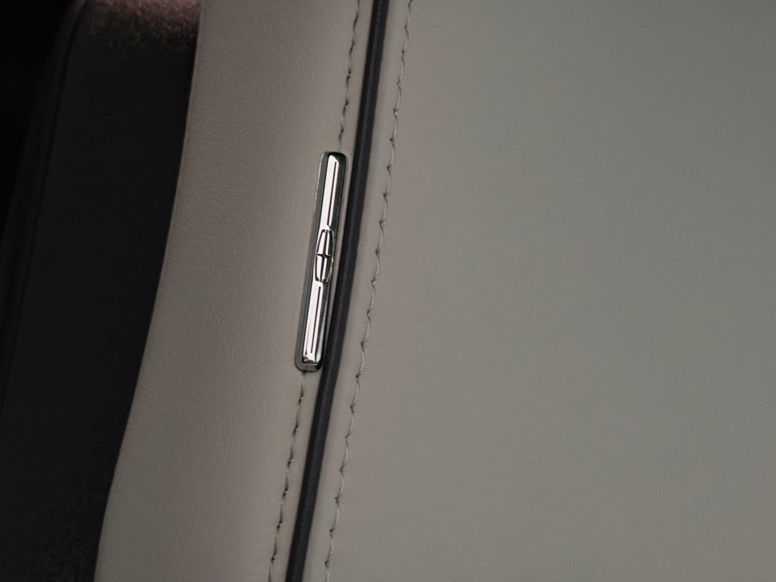 New 2026 Lincoln Aviator Black Label image 14