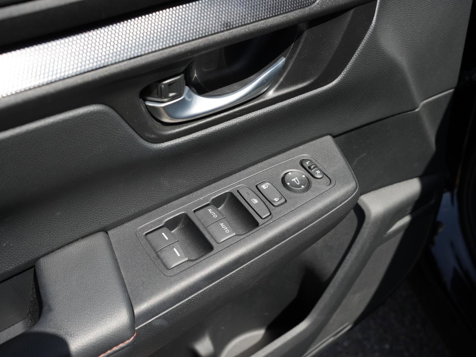 Used 2024 Honda CR-V Sport image 12