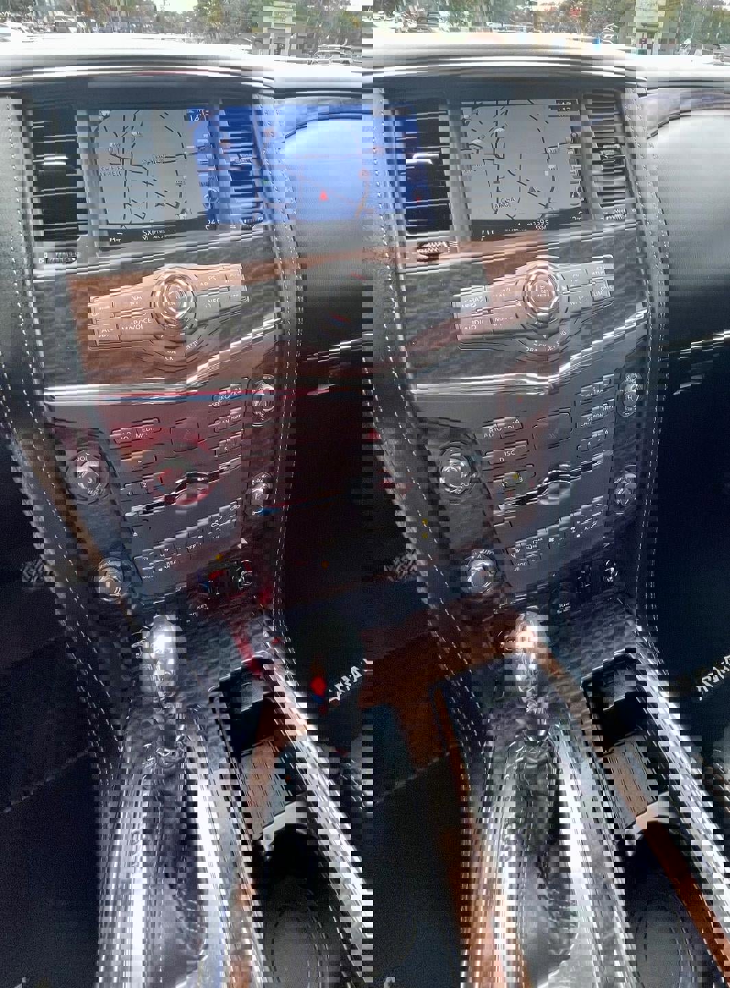 Used 2019 Nissan Armada Platinum w/ Captain's Chairs Package image 13