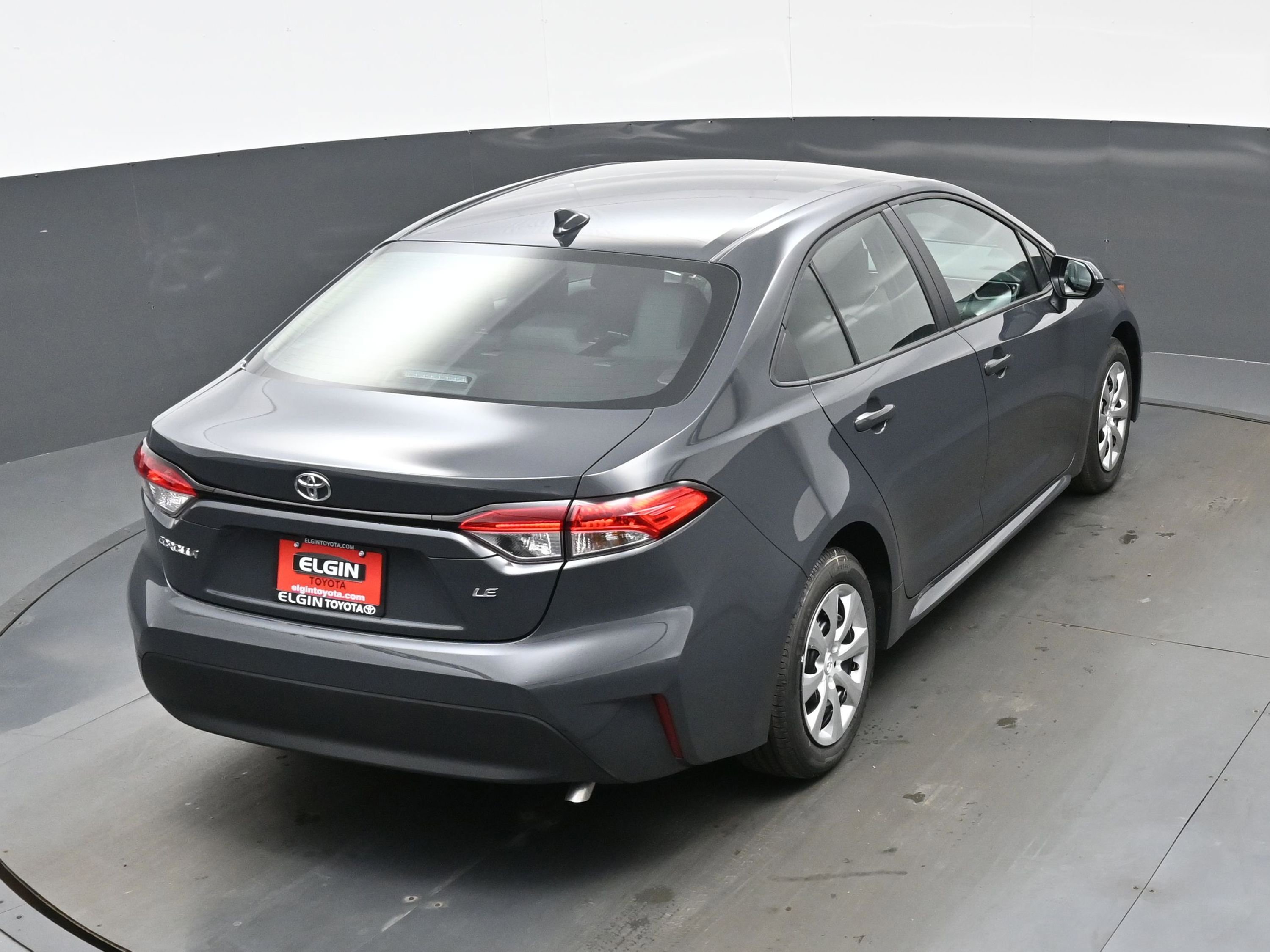 Used 2026 Toyota Corolla LE FWD image 38